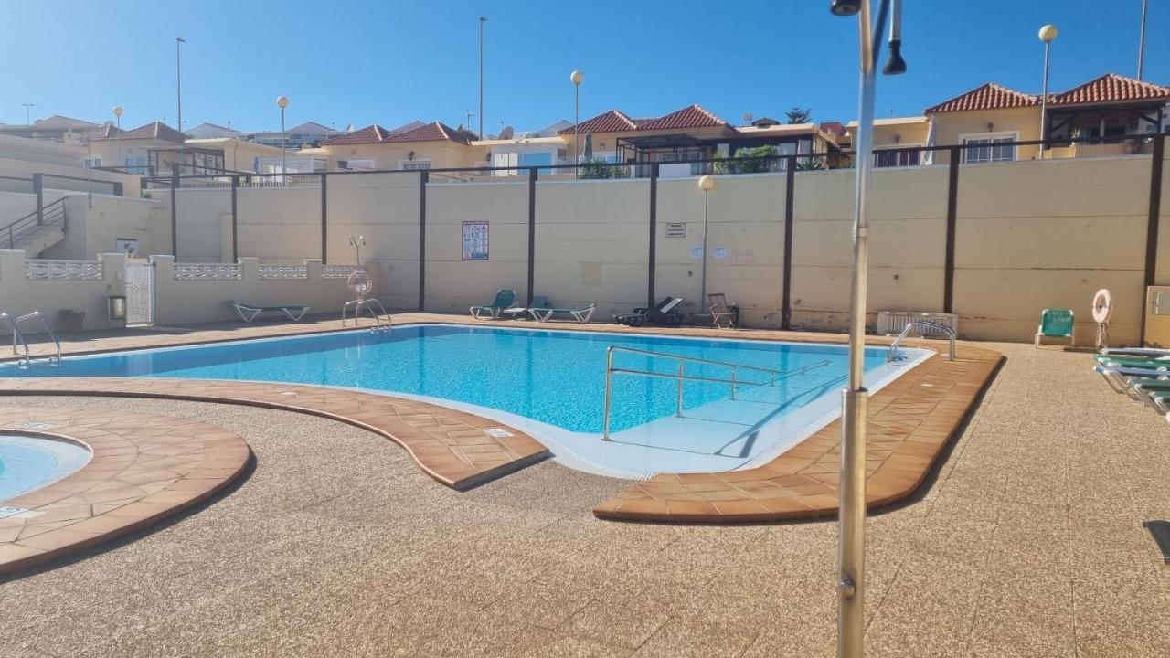 Brisa Marina - Vista Golf 2 - Wifi - Swimming Pool Villa Caleta De Fuste Luaran gambar
